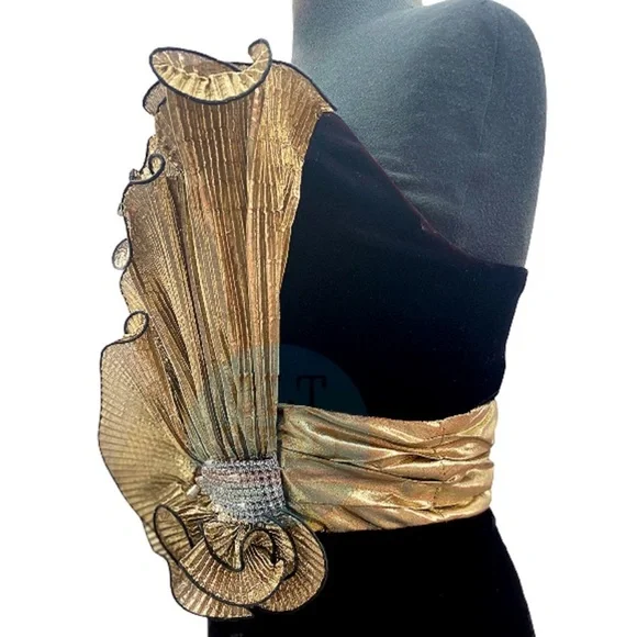 80s Avant-Garde Elegant Black and Gold Strapless Cocktail Dress - Picture 4 of 9